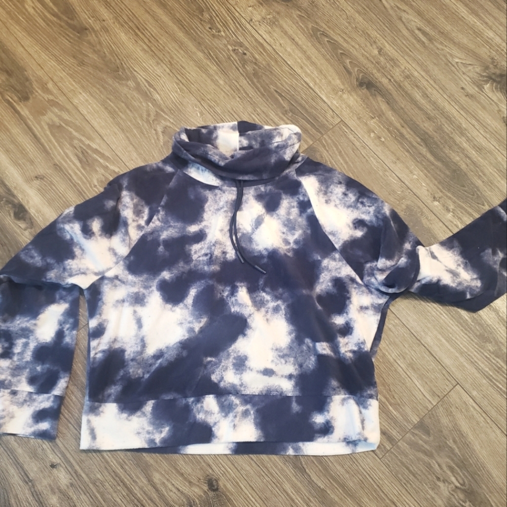 Old navy Active Sweater EUC